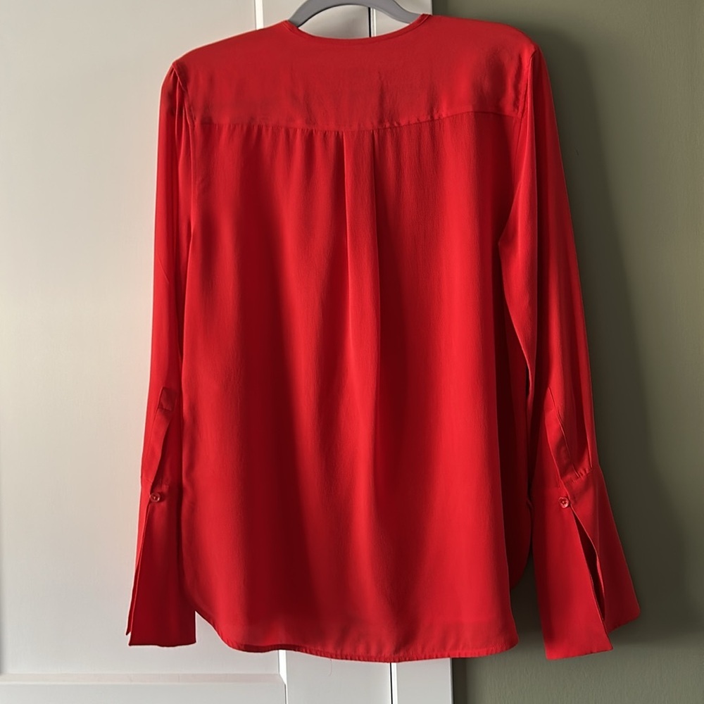 Equipment Femme Sanded Silk Shirt - Picture 8 of 9